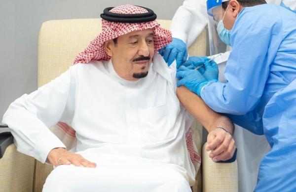 پادشاه عربستان واکسن کرونای آمریکایی زد