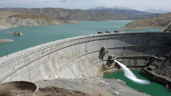 کاهش چشم گیر ذخیره آب در پشت سدهای کشور