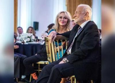 فضانورد مشهور در 93 سالگی ازدواج کرد
